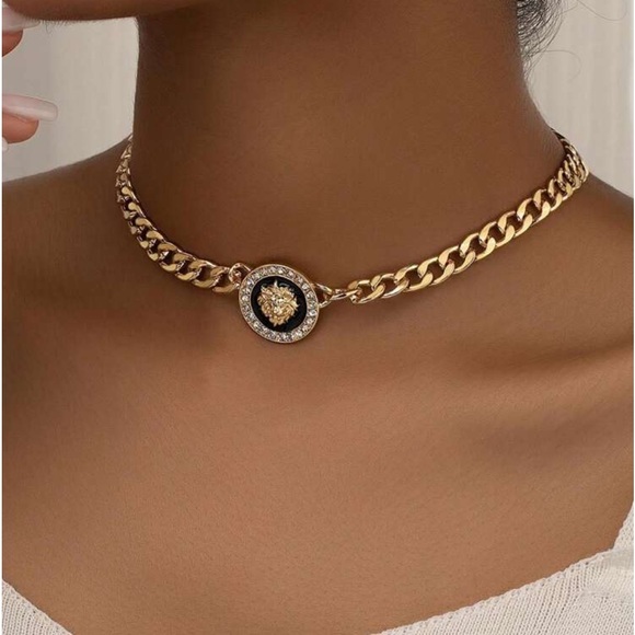 Jewelry - Chunky Necklace